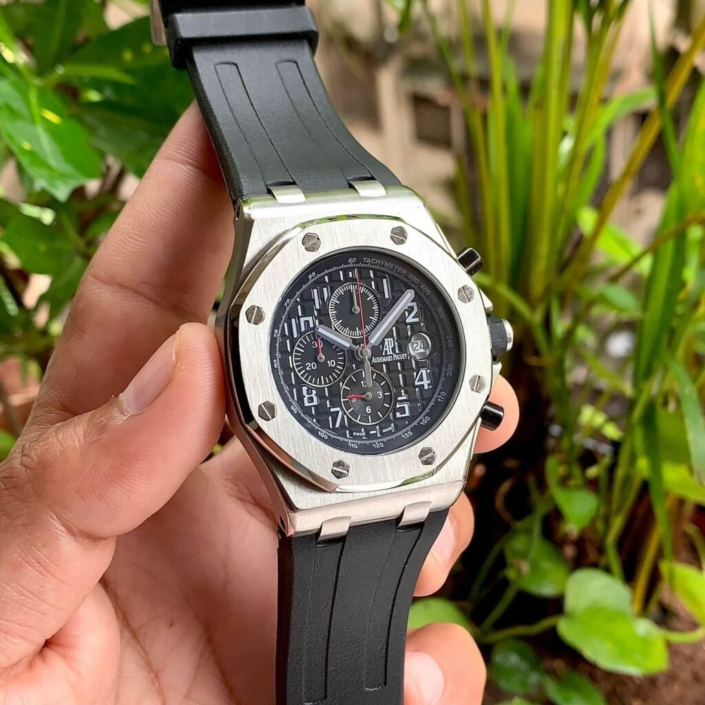 Audemars Piguet Royal Oak Chrono Silver Vampire Quartz