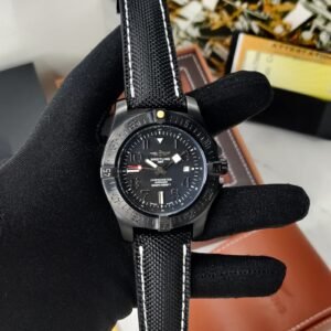 Breitling Avenger 45 Seawolf Night Mission V173