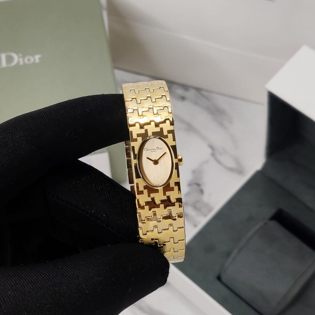 Dior D70 Series Ladies Gold Timepiece