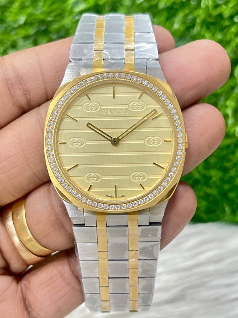 Gucci Diamond Fitted Silver With Golden Dial